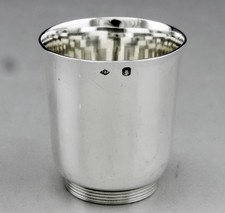 JEAN PUIFORCAT PARIS Petit TIMBALE EN ARGENT MASSIF 950 MINERVE  Epoque ART DECO