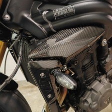 CACHES SUR MOTEUR TRIUMPH