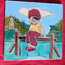 rare Ancien Carreau Carrelage Faience Décor Enfant a la pipe trés bel email 20 c
