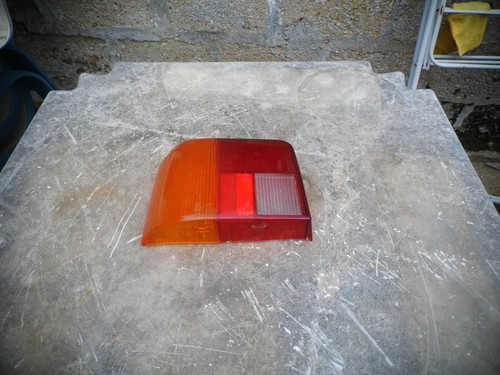 Cabochon feu arriere gauche - cabochon,