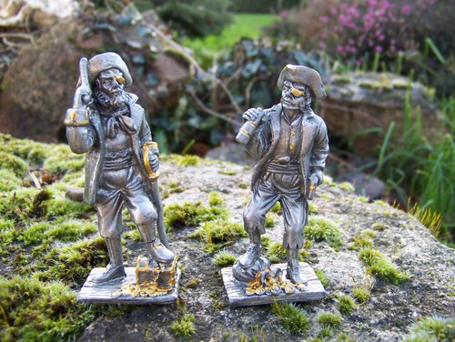 19022 figurine deux statuette - 19022,