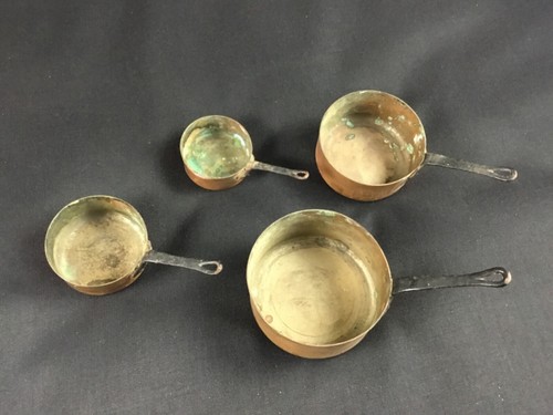 Série petites casseroles - série, de