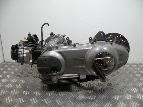Moteur vespa 125 gts 2007 - moteur,