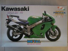 Maquette Moto PROTAR 1/9 Ref 13284 Kawasaki Ninja ZX-7R