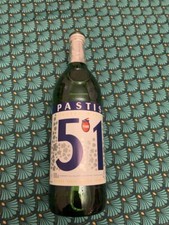 Ancienne bouteille pleine de