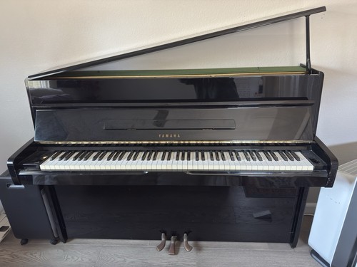 Yamaha upright piano model - upright,