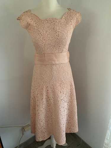 Ancienne robe dentelle - en,