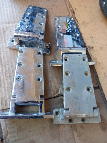 Charnières pour porte - 4,