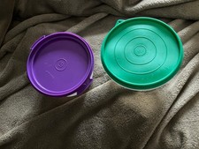  2 bols merveilleux Tupperware
