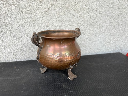 Ancien petit chaudron - petit, en