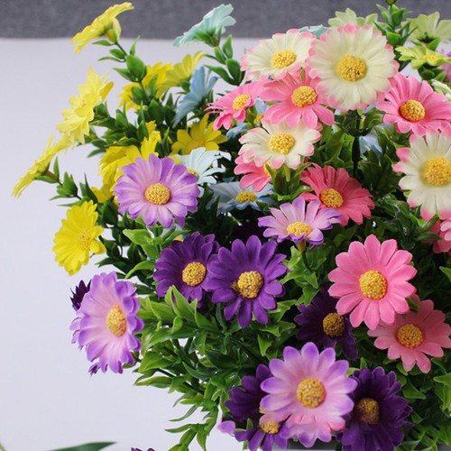 Fleurs artificielles neuves