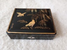 Boîte à bijoux ou coffret en