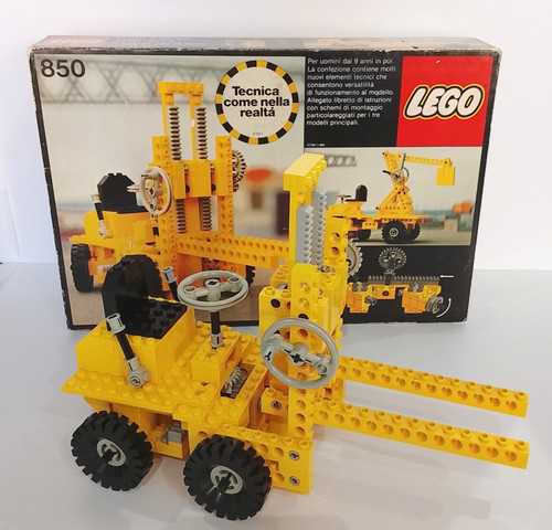 Lego technic 850 fork lift - 850, fork-lift