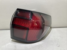 2022 - 2024 Hyundai Santa Cruz Halogen LED Tail Light Passenger Right OEM 2038