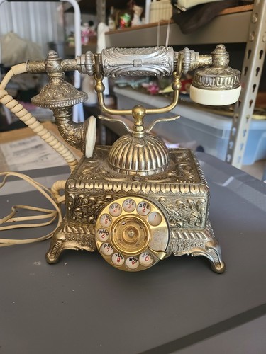 Vtg radio shake ornate - ornate, rotary