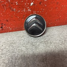 x1 Capuchon Embleme Centre