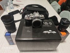 Appareil photo Hybride OLYMPUS E-M10 Mark IV + Pancake 14-42mm Silver + Deux 