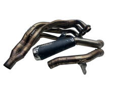 SILENCIEUX D'ÉCHAPPEMENT