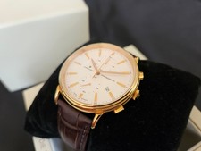 * Chronographe Junghans