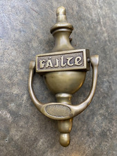 Heurtoir de porte d'entrée en