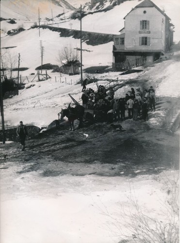Lauzet 1947 transport - lauzet,
