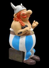 OBELIX piggy bank circa 1980 - 90 / antique game toy