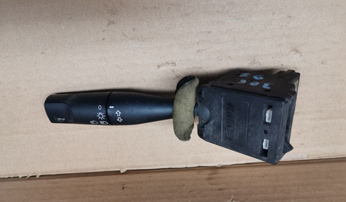 Commodo headlight indicator