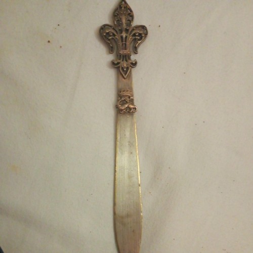 Coupe papier françois 1er - papier,