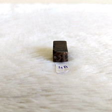 Tampon En Métal Et En Bois