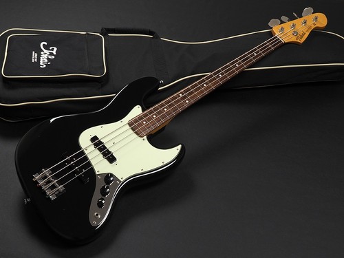 Guitare basse électrique