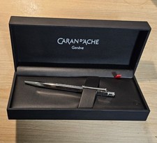 Stylo Caran D'ache neuf -