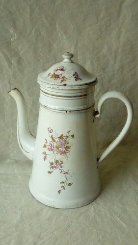 Cafetière tole émaillée - en,