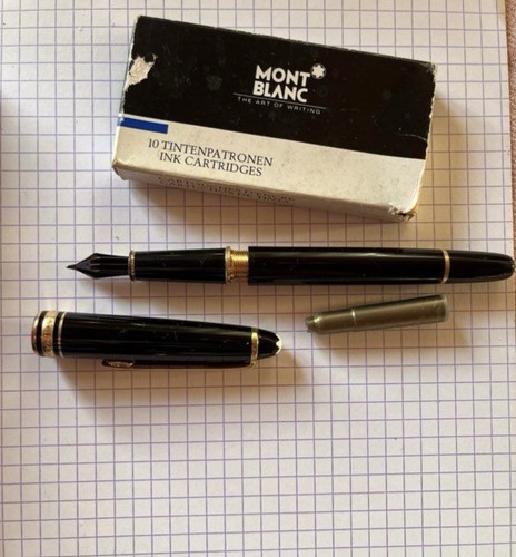 Lots stylos étuis - lots,