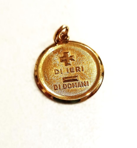 Pendentif médaille amour - amour, or