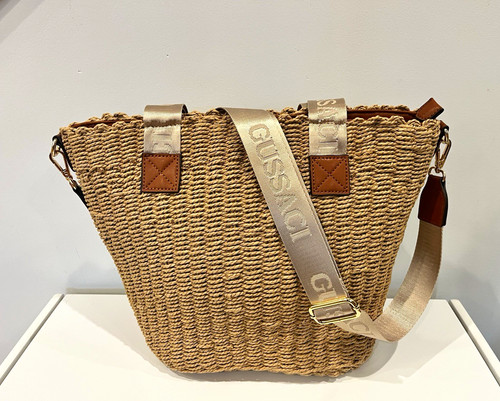 Nwot gussaci beige - nwot,,