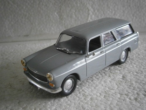 Voiture miniature peugeot - peugeot, 404