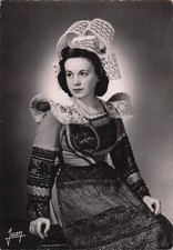 29 PONT AVEN COSTUME