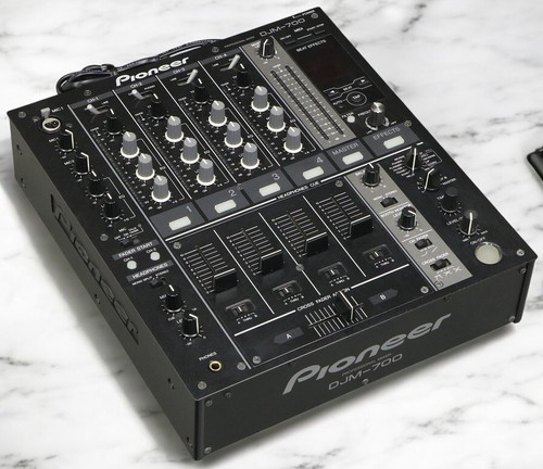 Pioneer djm 700 channel - dj, 4-channel