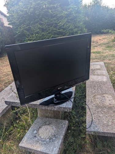 Téléviseur écran plat - téléviseur, 32