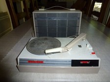 PETIT TOURNE-DISQUES RADIOLA