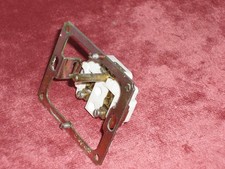 Prise de courant 2 pôles plus