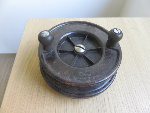 Rare ancien moulinet l - /,