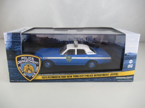 Greenlight 1975 plymouth - greenlight, 1:43