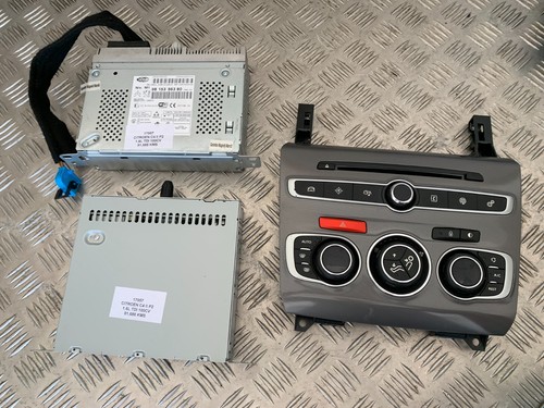 Autoradio façade - cd, +