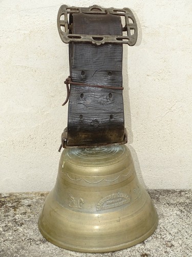 Importante cloche vache - importante,