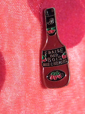 PIN'S LAPEL PIN BADGE COLLECTION VINTAGE BEVERAGE LOGO WOOD STRAWBERRY PINS