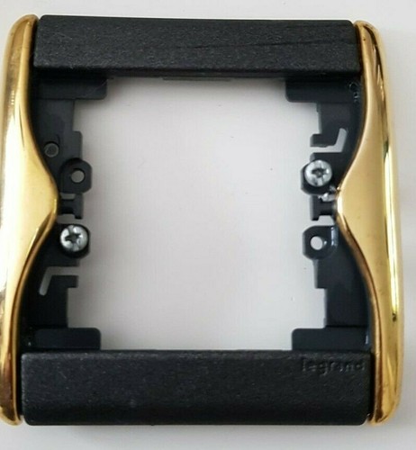 82310 legrand sagane plaque