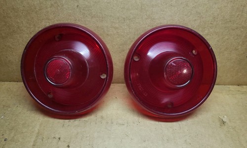 Ford mainline taillight - 53,