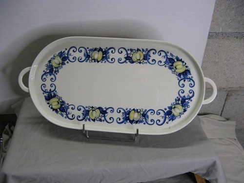 Très beau grand - et, plat
