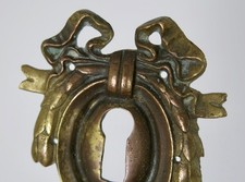ENTRÉE de SERRURE, ancienne entrée de serrure en bronze, style Louis XV, meuble